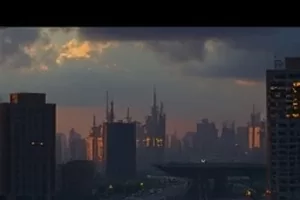 动画《橘灯小院》封面，巷子里一盏暖黄台灯